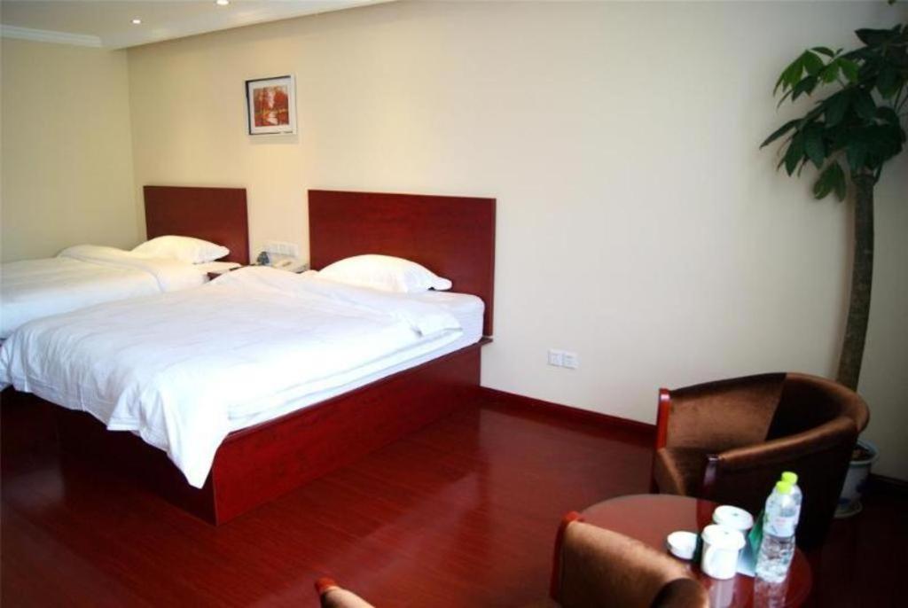 Greentree Inn Suzhou Railway Station North Square Haobainian Wedding Dress City Express Hotel Ngoại thất bức ảnh
