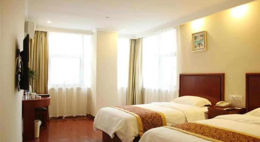 Greentree Inn Suzhou Railway Station North Square Haobainian Wedding Dress City Express Hotel Ngoại thất bức ảnh