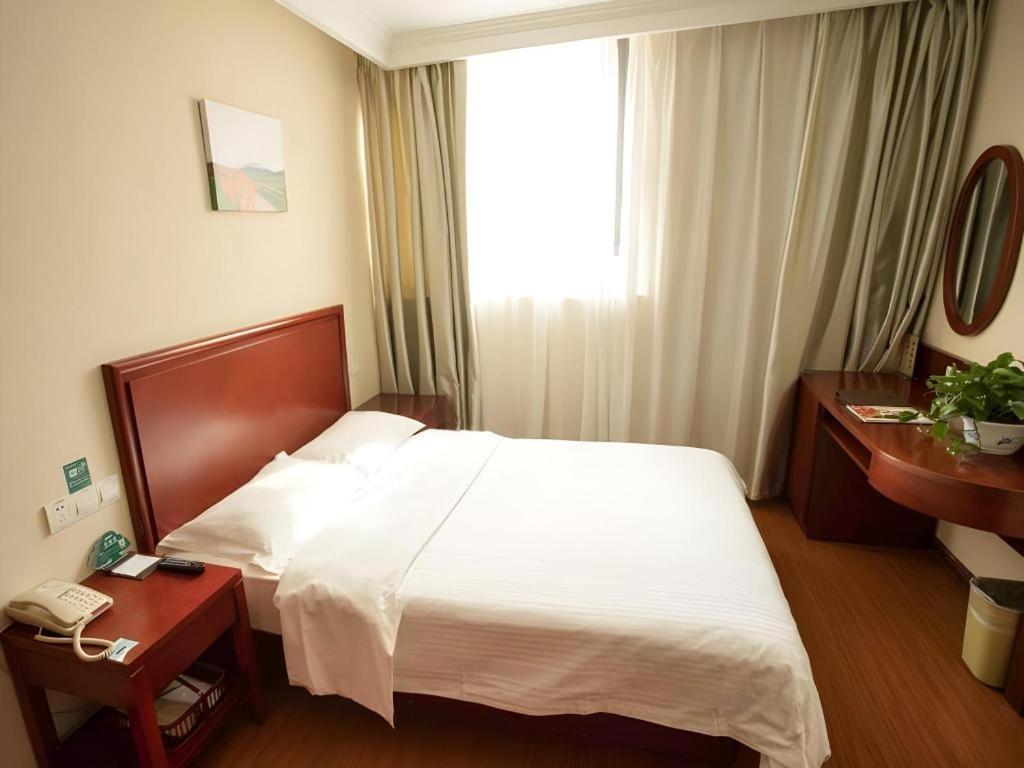 Greentree Inn Suzhou Railway Station North Square Haobainian Wedding Dress City Express Hotel Ngoại thất bức ảnh