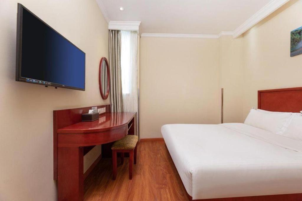 Greentree Inn Suzhou Railway Station North Square Haobainian Wedding Dress City Express Hotel Ngoại thất bức ảnh