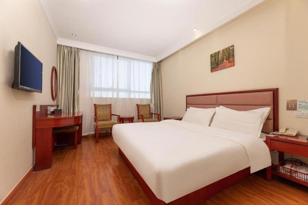 Greentree Inn Suzhou Railway Station North Square Haobainian Wedding Dress City Express Hotel Ngoại thất bức ảnh