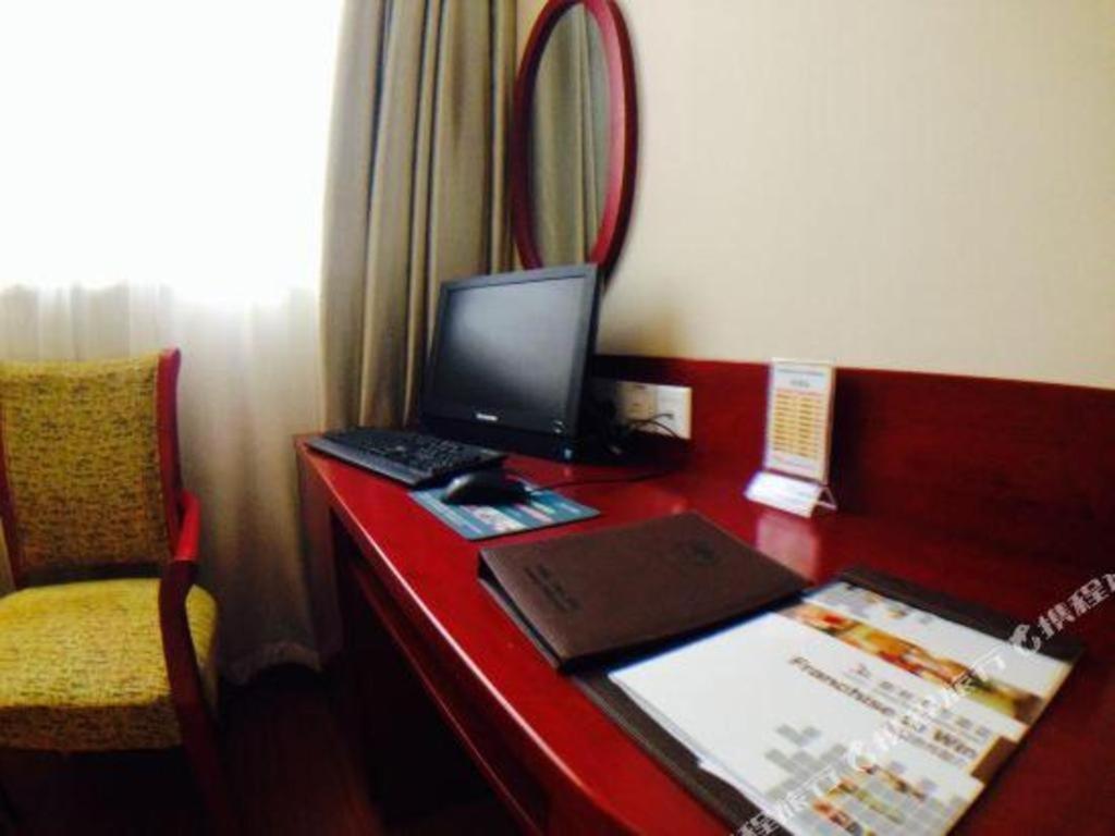 Greentree Inn Suzhou Railway Station North Square Haobainian Wedding Dress City Express Hotel Ngoại thất bức ảnh